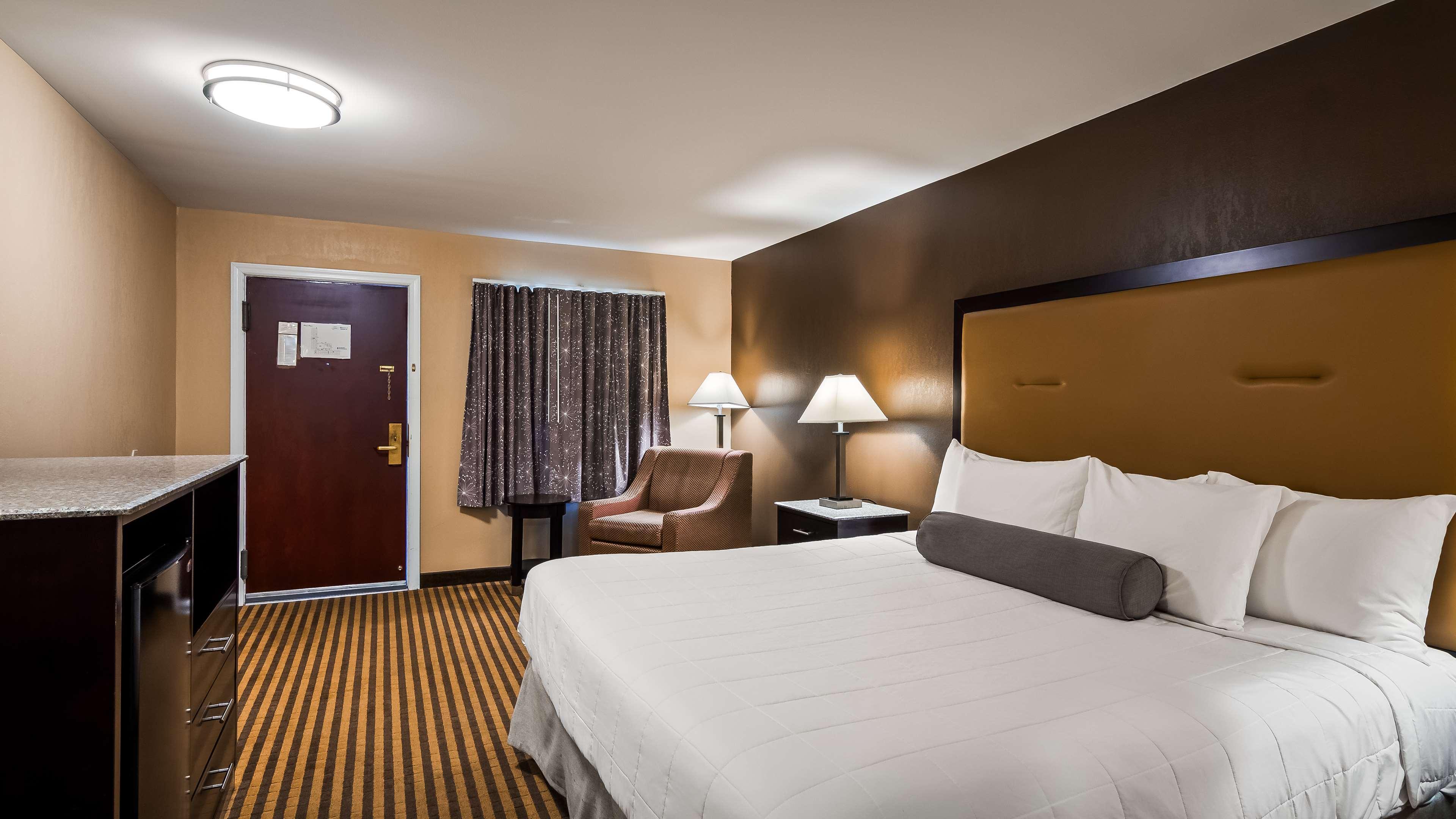 Western The Four Corners 3*